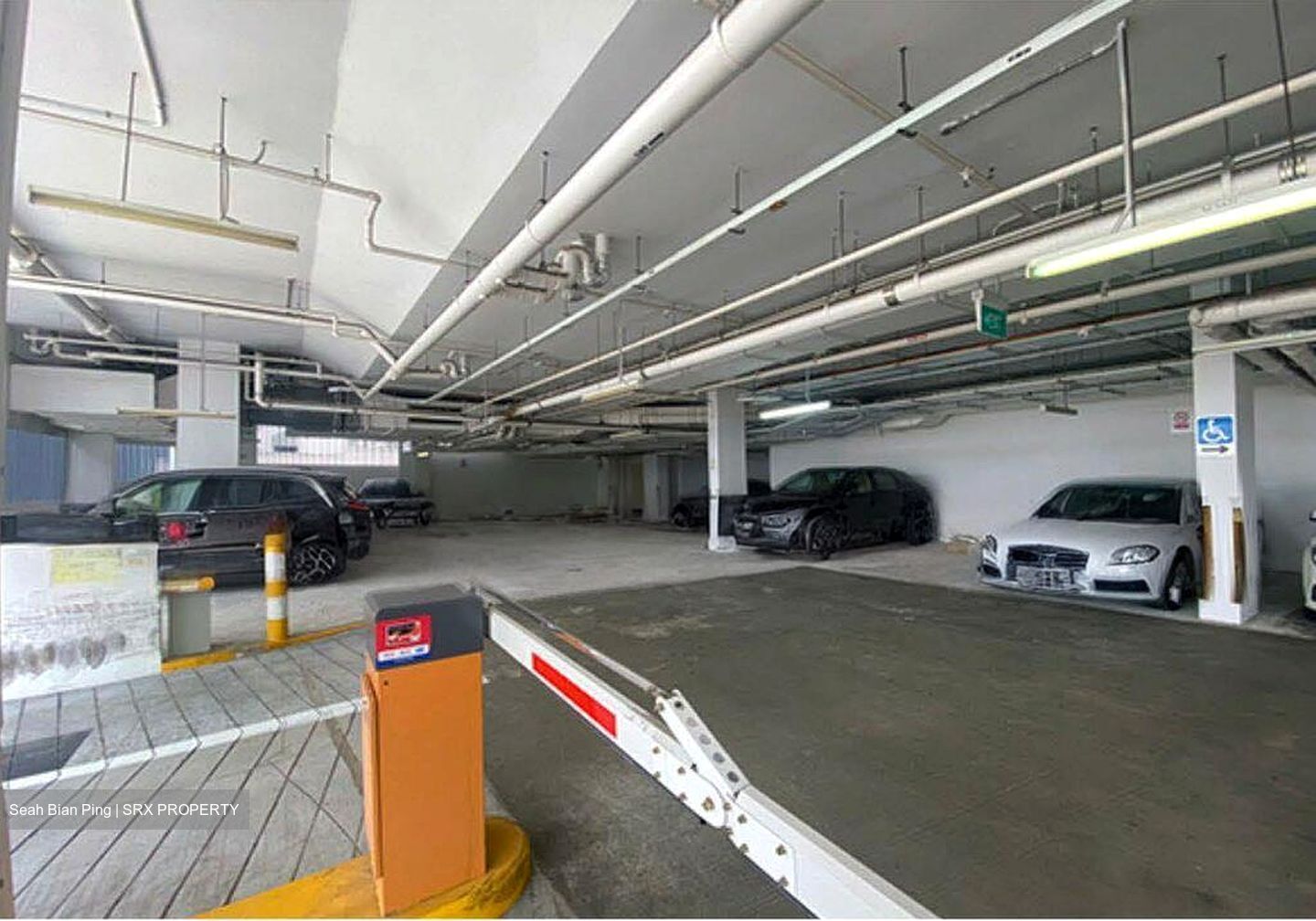 New Phoenix Park (D12), Retail #512057301